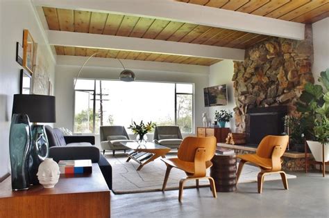 My Houzz: Cool, Creative Midcentury Style | Mid century living room, Mid century modern living ...