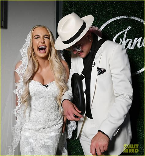 Tana Mongeau & Jake Paul Split After 5 Months of Marriage: Photo ...