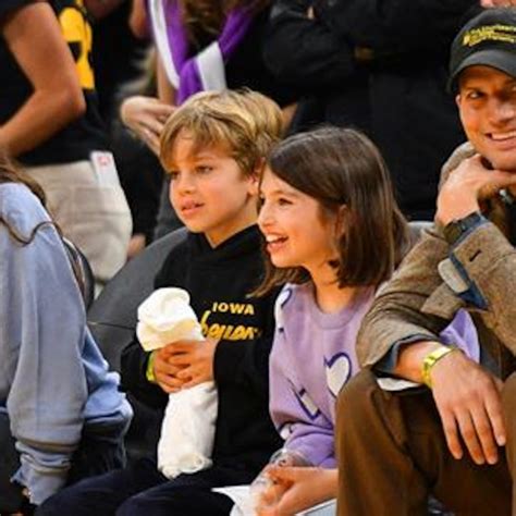 Ashton Kutcher, Mila Kunis and Their Kids Make First Public Appearance as a Family