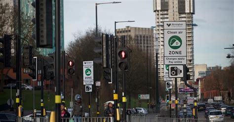 Birmingham Clean Air Zone 'does work' - but toxic gas only down by ...