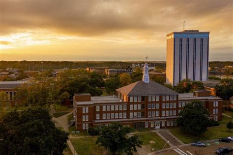 Student in custody in Louisiana Tech University stabbings - UPI.com