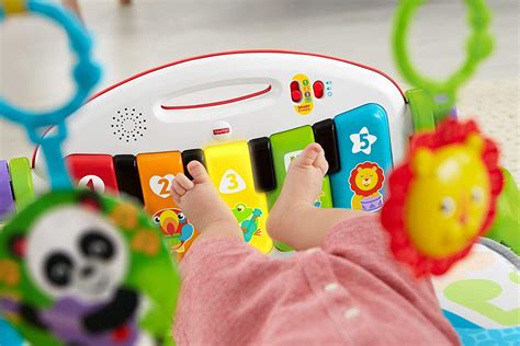 Fisher-Price FWT18 Deluxe Gym Piano, Multicolor - Toys 4 You