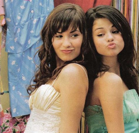 Demi & Selena - Selena Gomez and Demi Lovato Photo (24195144) - Fanpop