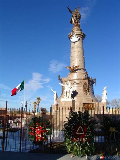 Monumento a Benito Juárez | Monumento, Galerías de fotos, Galerías