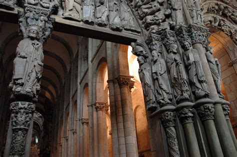 Plik:Interior Catedral Santiago de Compostela.jpg – Wikipedia, wolna ...