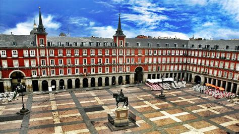 Plaza Mayor of Madrid, Spain | | Latest Hd Wallpapers