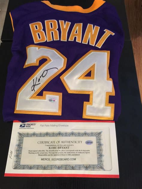 √ Signed Kobe Bryant Jersey