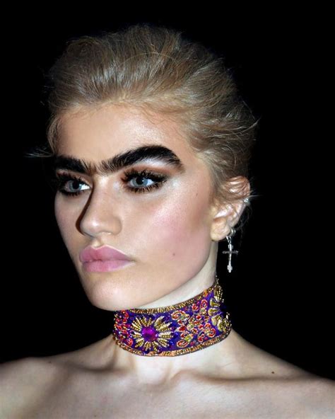 Model Refuses To Pluck Her Unibrow, Challenges Beauty Stereotypes ...