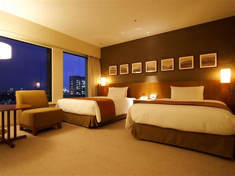 Best Price on Keio Plaza Hotel in Tokyo + Reviews