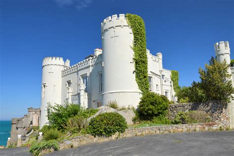 Dun Laoghaire, Dalkey and Killiney - "Subtropical" coast of Ireland ...