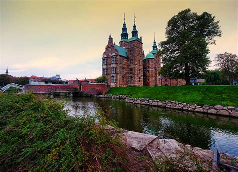 Rosenborg Castle in Copenhagen, Denmark | The Rosenborg Cast… | Flickr