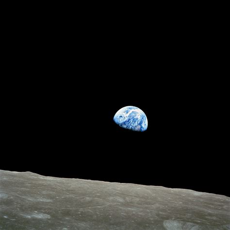 🔥 [50+] Earthrise from Moon Wallpapers | WallpaperSafari