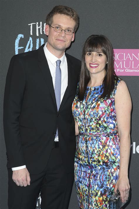 [PHOTOS] ‘The Fault in Our Stars’ Premiere: Shailene Woodley, Ansel Elgort Fete Love Amid Cancer ...