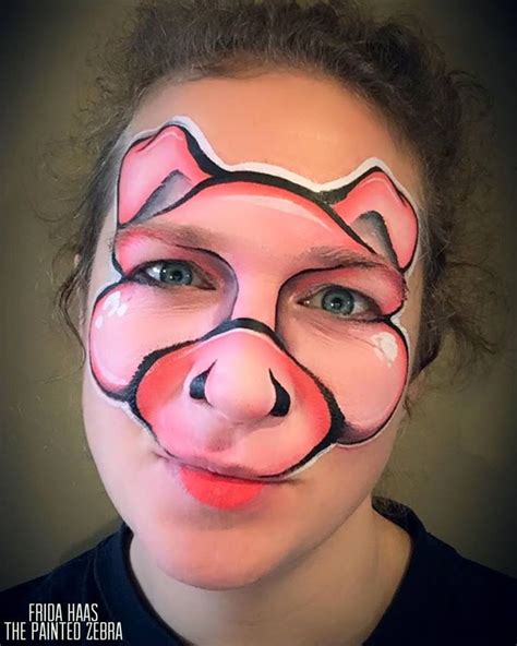 Pin by Elena Shandalyuk on звірята | Pig face paint, Animal face ...