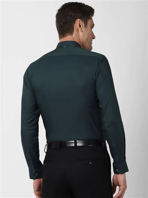 Men Green Slim Fit Solid Formal Shirt