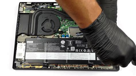 Inside Lenovo ThinkPad T16 Gen 1 - disassembly and upgrade options ...