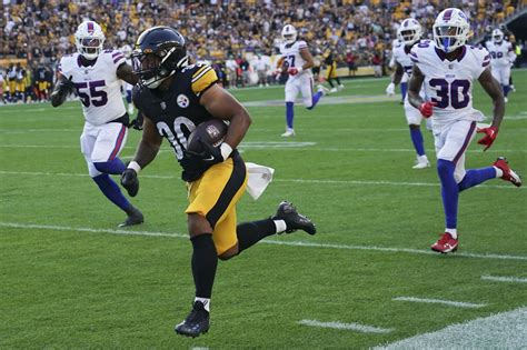 Jaylen Warren's explosive TD run highlights Steelers' RB potential