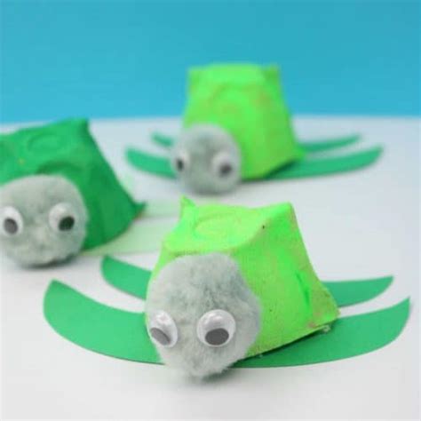 Egg Carton Turtle ReCycled Kids Craft - Emma Owl