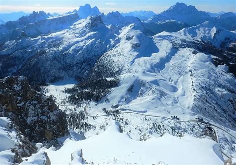 Dolomites Ski Resorts Info Guide | Dolomiti Superski Italy Review