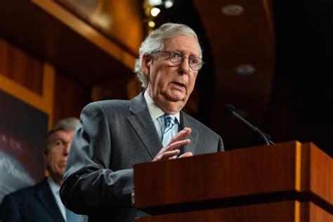 Mitch McConnell Turns Aside Challenge to Remain as Senate GOP Leader - Bloomberg