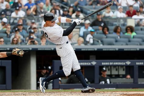 Yankees' Aaron Judge batting leadoff in long-awaited return