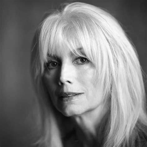 Emmylou Harris | Artist Bio | Country Music Hall of Fame