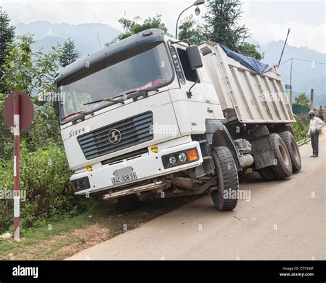 Big Truck Accident Stock Photo - Alamy