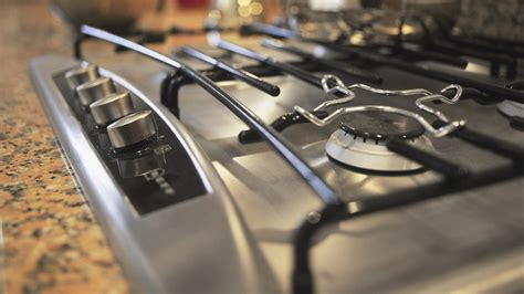 How To Clean Gas Stove Burners