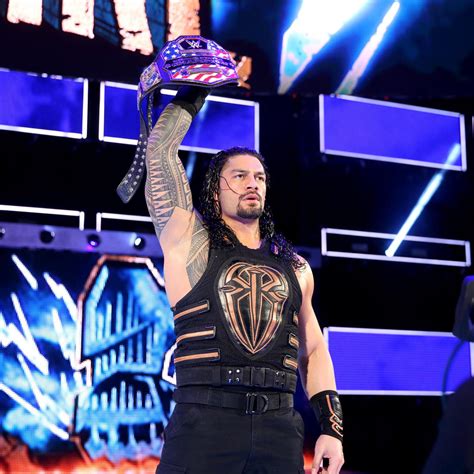 Kevin Owens vs. Roman Reigns – WWE Universal Championship Match: photos | WWE