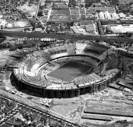 NO MUNDO DA LÚ: 16 DE JUNHO DE 1950 – O ESTÁDIO DO MARACANÃ FOI INAUGURADO