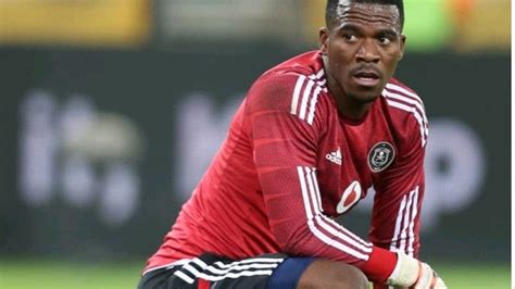 Senzo Meyiwa Biography|Date Of Birth, Career, Controversies, Death ...