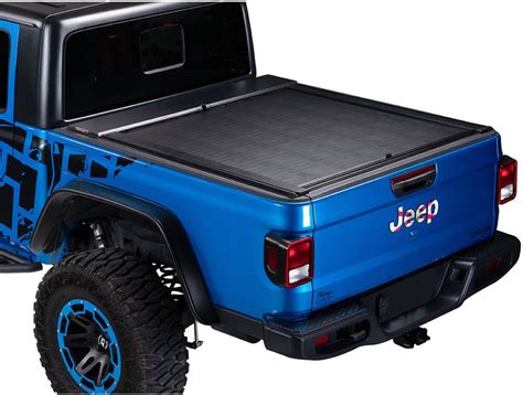 Roll-N-Lock M-Series XT Tonneau Cover | RealTruck