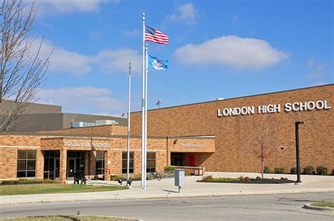 File:London High School - London Ohio.jpg - Wikipedia