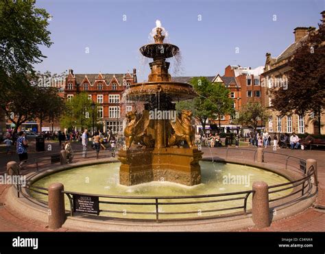 Ornamental water fountain in Town Hall Square, Leicester, England, UK ...