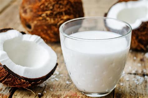 Coconut Milk Benefits: From increasing immunity to strengthening bones ...