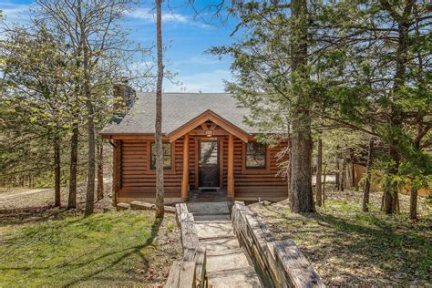 Pet-Friendly Luxury Branson Woods Cabin - Fireplace, Spacious, Endless Amenities | 159