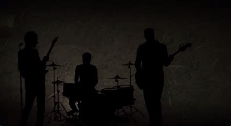 Muse - Psycho - Video - SENTIREASCOLTARE