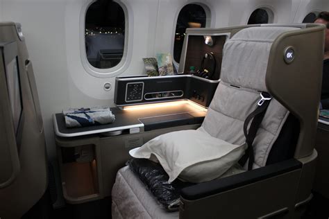 Main differences between flying first class vs business class | Million Mile Secrets