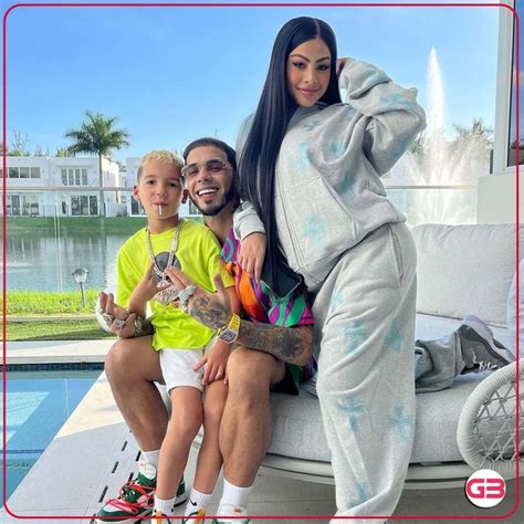 Yailin la Mas Viral is pregnant with her first baby, a girl, with her rapper husband, Anuel AA ...