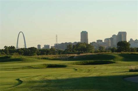 Gateway National Golf Links in Madison