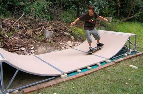 Railslide Micro Mini Ramp | Skateboard ramps, Mini ramp, Skate ramps