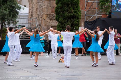 2024 Sant Jordi Festival in Barcelona: Catalunya's Valentine's Day