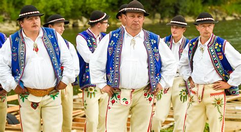 FolkCostume&Embroidery: Overview of the folk costumes of the Górale ...