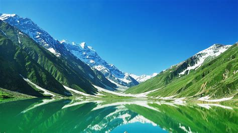 #pakistan lake saiful muluk saiful muluk #lake mountain lake kaghan valley #valley saiful muluk ...