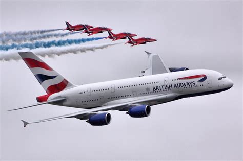 Red Arrows Escorting British Airways Airbus A380-800 Aircraft Wallpaper3824 - AERONEF.NET