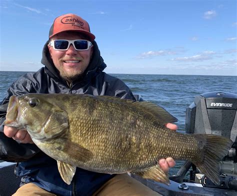 Smallmouth Bass | Green Bay Trophy Fishing