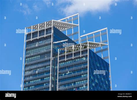 Architecture of South Beach Tower, Singapore Stock Photo - Alamy