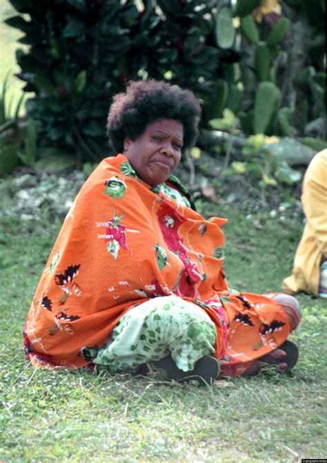 Melanesian Woman - Geographic Media