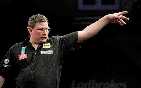 James Wade makes a strong fist of beating demons at PDC World Darts ...