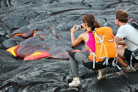 How to to Experience Hawaii’s Kilauea Volcano